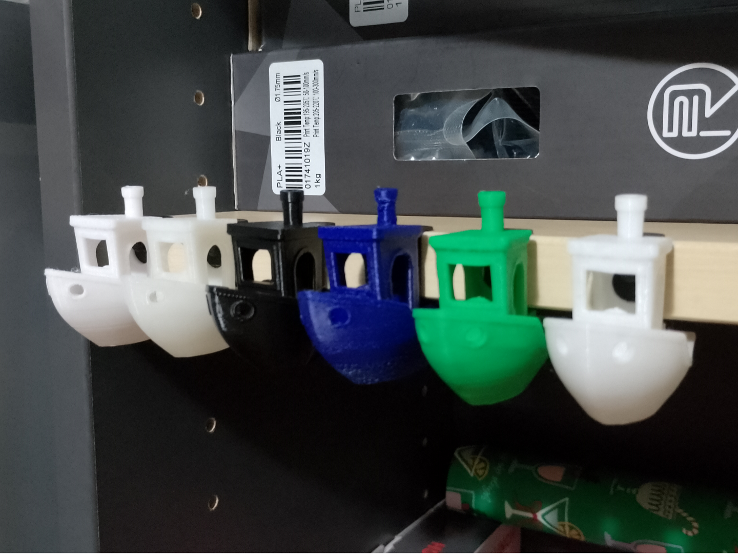Benchy Display Hook for Shelf - Easy Release