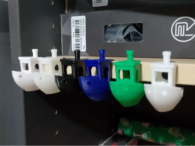 Benchy Display Hook for Shelf - Easy Release