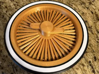 TRASH BIN HUBCAP - SPINNER - RoweDzine