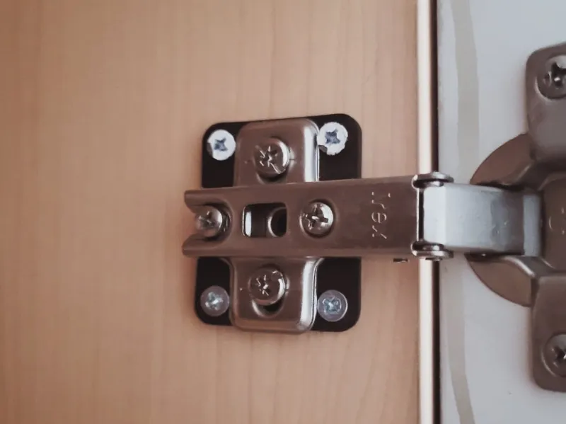 Closet Hinge Repair Board