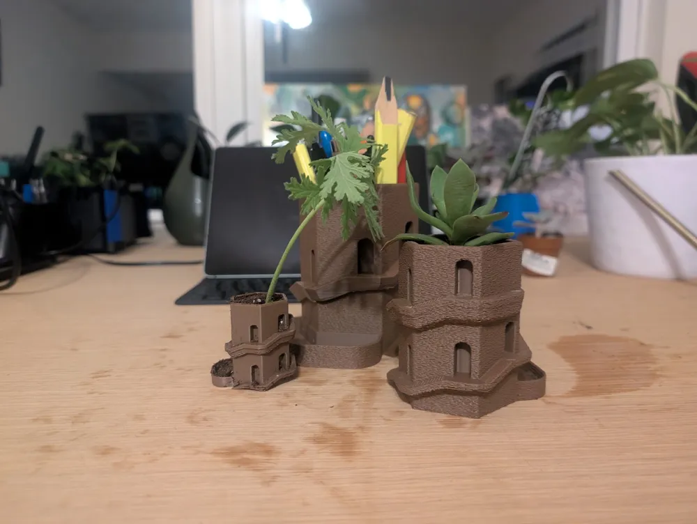 Spiral Tower Planter - with drip tray - Free 3D Print Model - MakerWorld