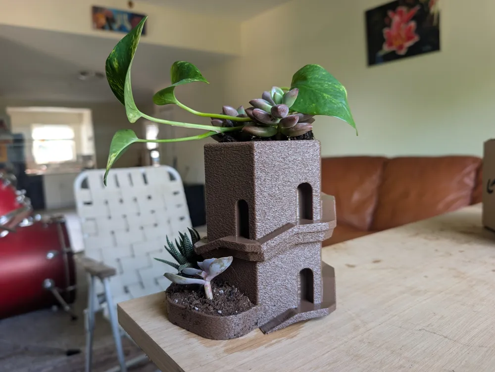 Spiral Tower Planter - with drip tray - Free 3D Print Model - MakerWorld