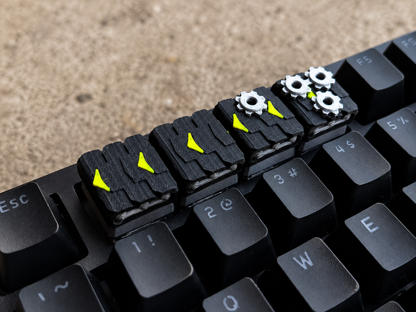 Factorio belt Keycaps