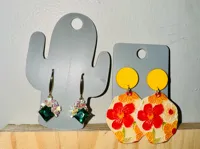 Carte présentoir pour boucles d'oreilles — photo 1
