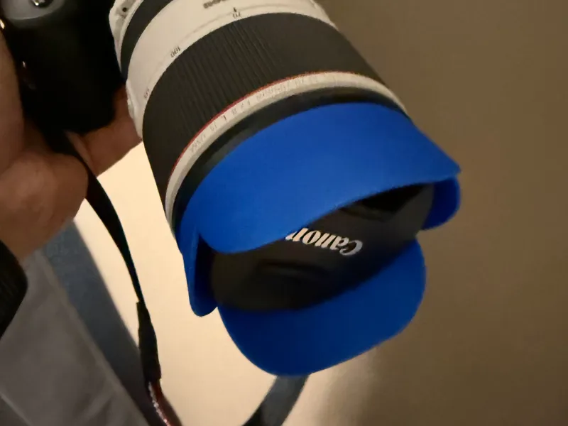 Canon RF 70-200 L Lens Hood (small)