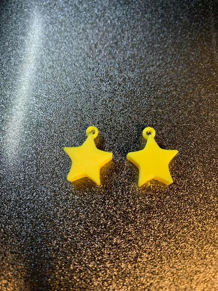 Star earrings view 3
