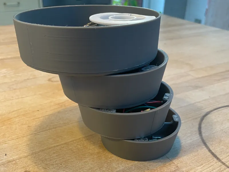 storage potplant with compartments 