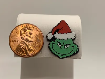 Grinch button earrings