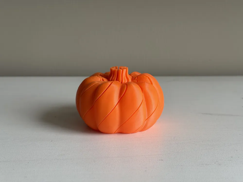 Pumpkin Twist Fidget - Free 3D Print Model - MakerWorld