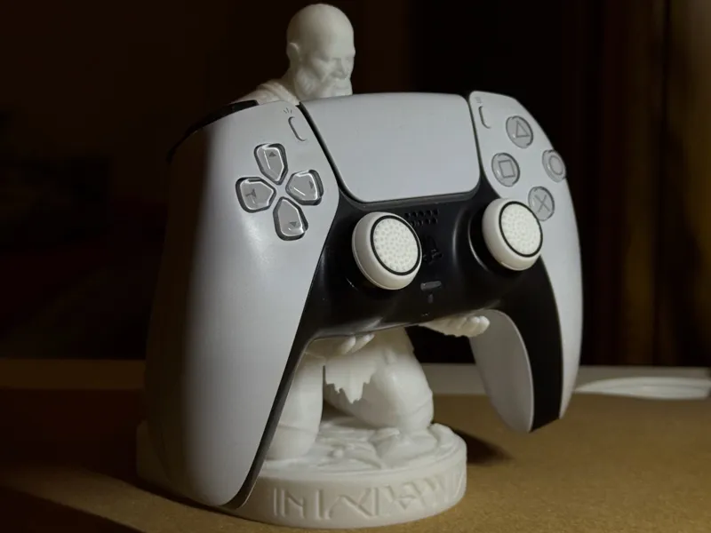 Kratos - playstation ps5 dualsense stand