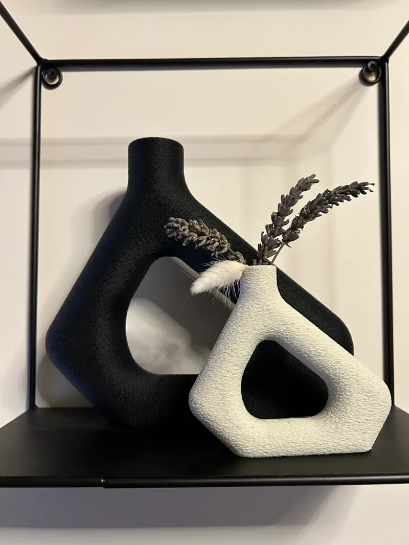 modern dry flower vase