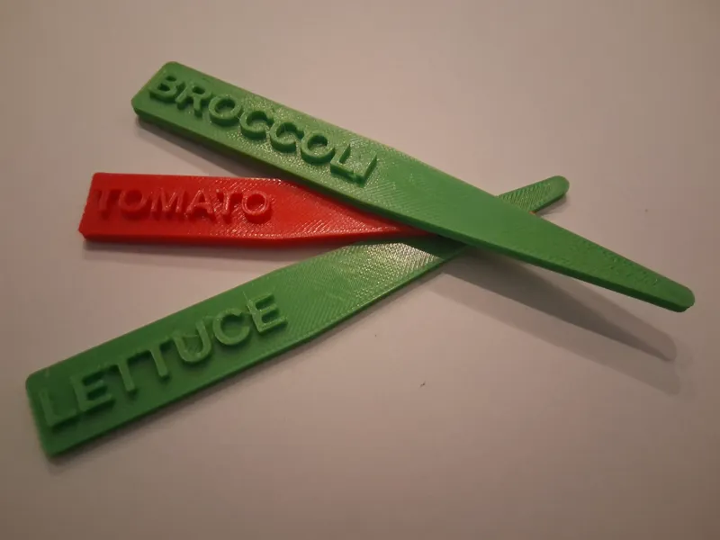 Customizable / Parametric Garden Label