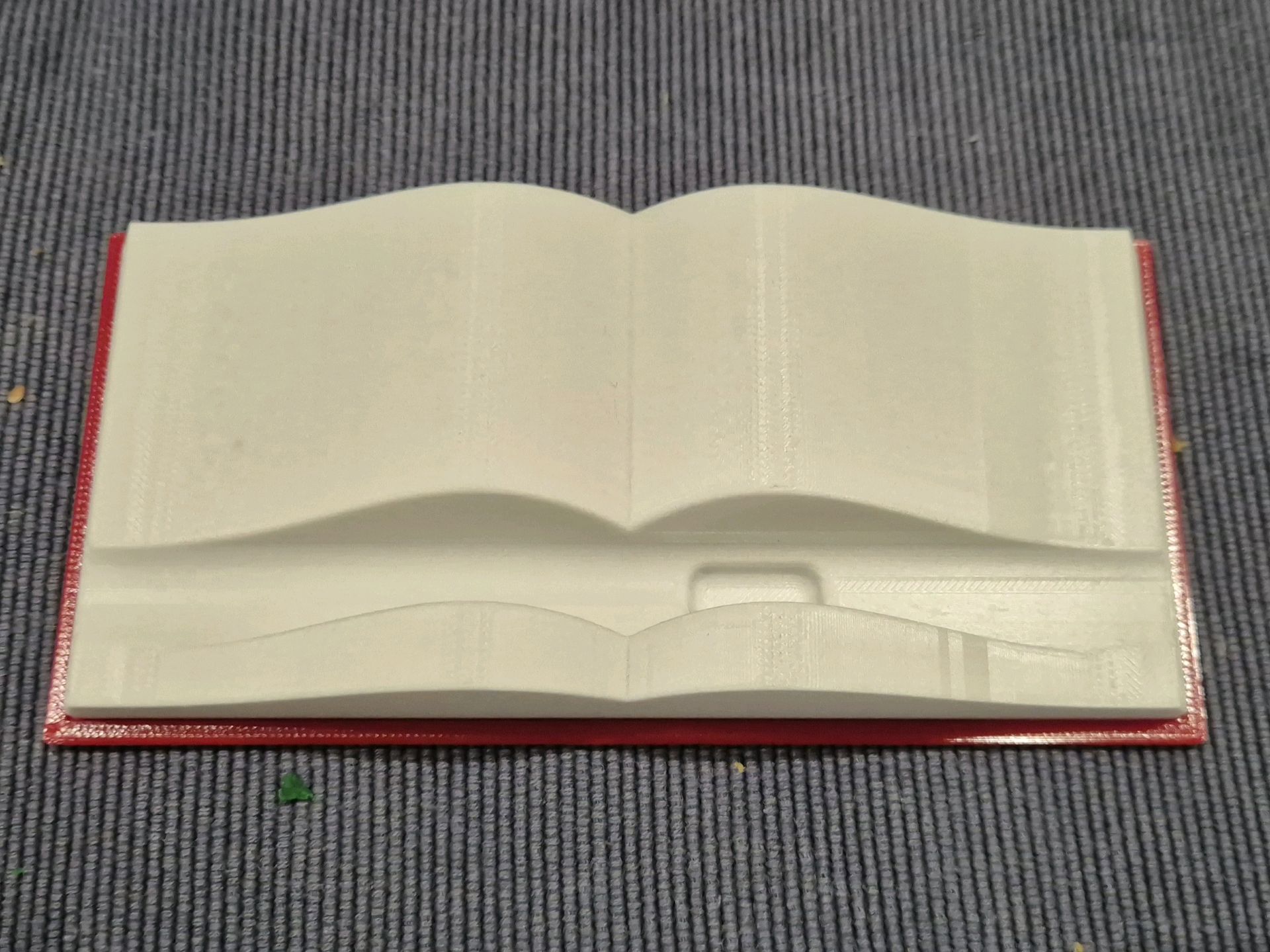 Miniatura 3 do modelo 3D Book-Shaped Kindle & E-Reader Stand