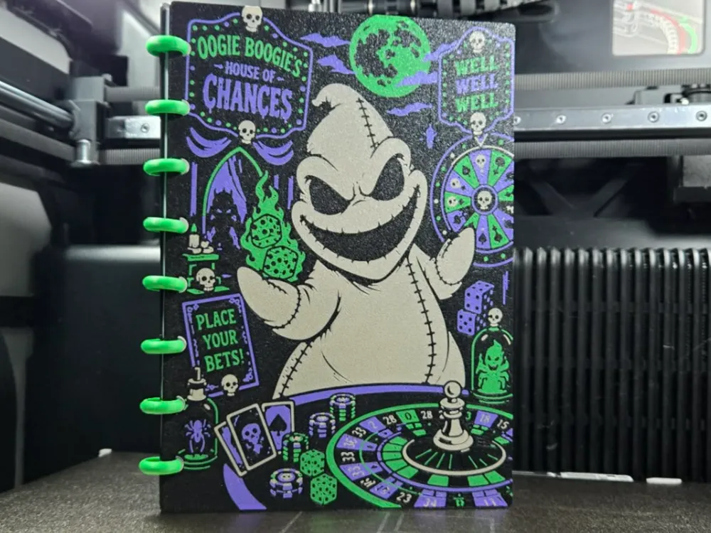 Cuaderno Oogie A5 de ocho anillas — imagen de referencia de MakerWorld