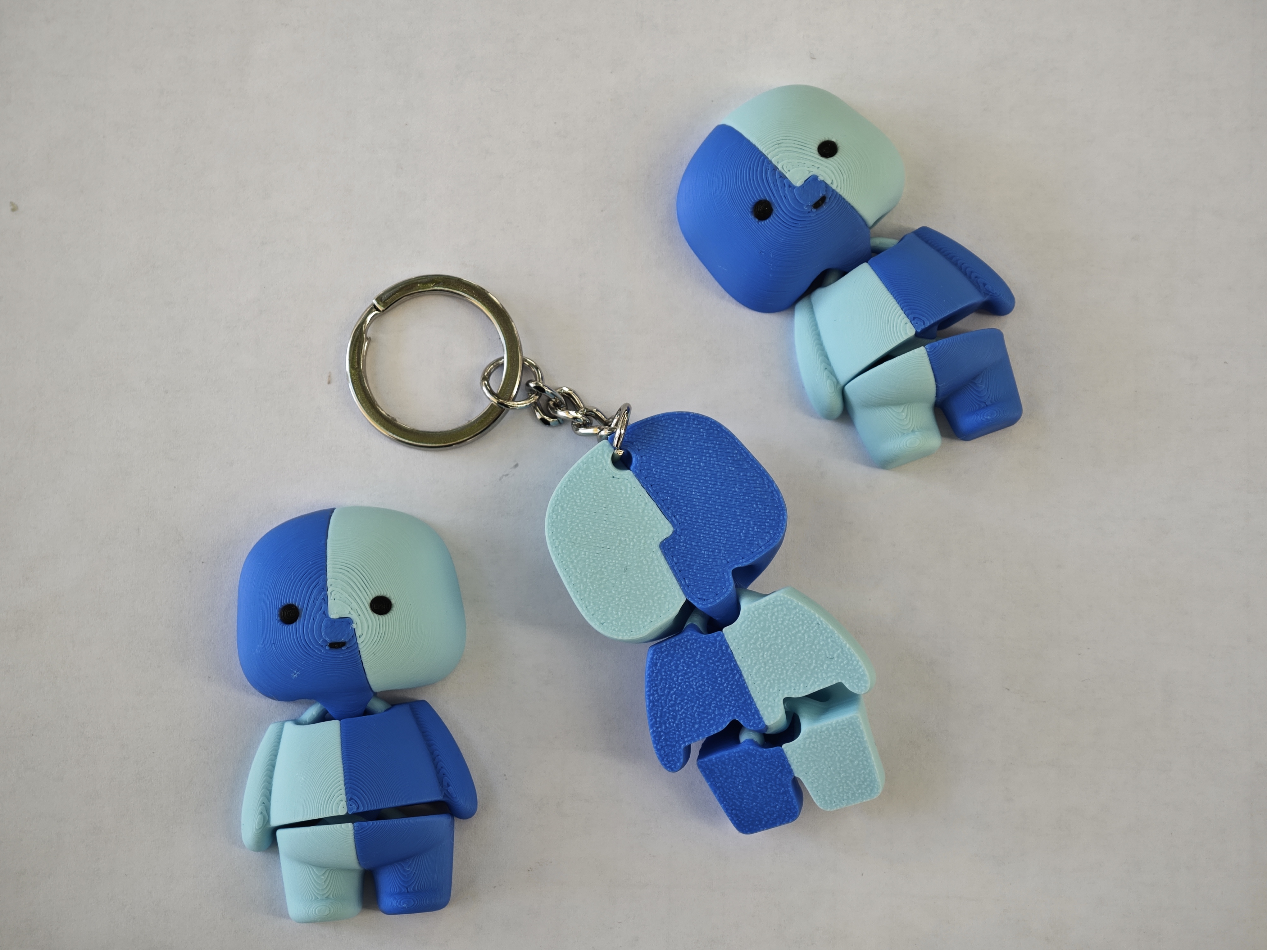 Finder Guy Mini Flexi Keychain - Free 3D Print Model - MakerWorld