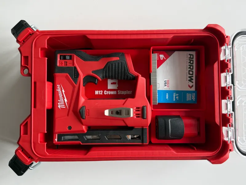Gridfinity Insert for Milwaukee M12 Stapler