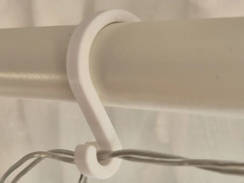Ikea Räcka/Bekräfta S-hook / clip (for lights)