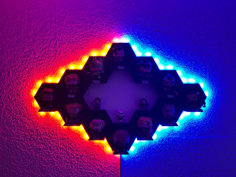 Funko Regal mit Optionaler Led Umrandung