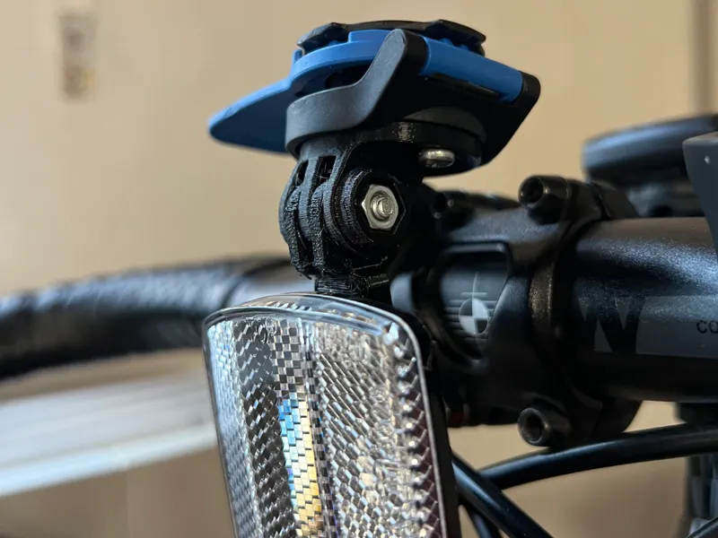 Quadlock GoPro Cateye Reflector Adapter 