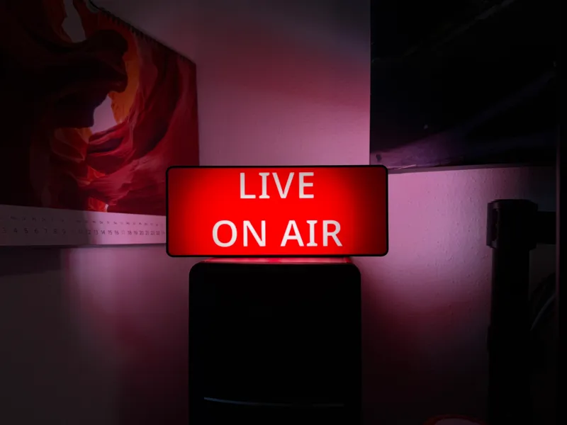LIVE ON AIR Leuchtschild für Studio & Stream