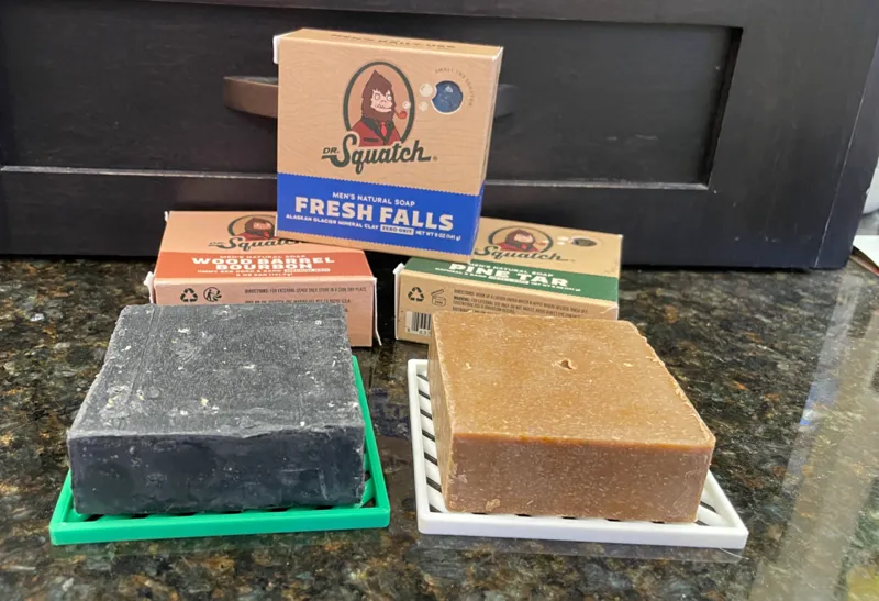 Simple Dr. Squatch Soap Dish - TPU and PLA