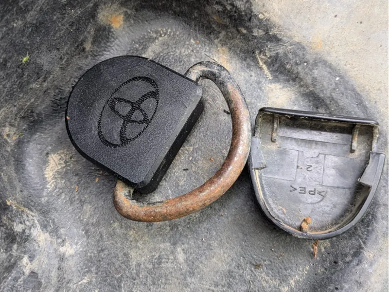 Hilux bed cap