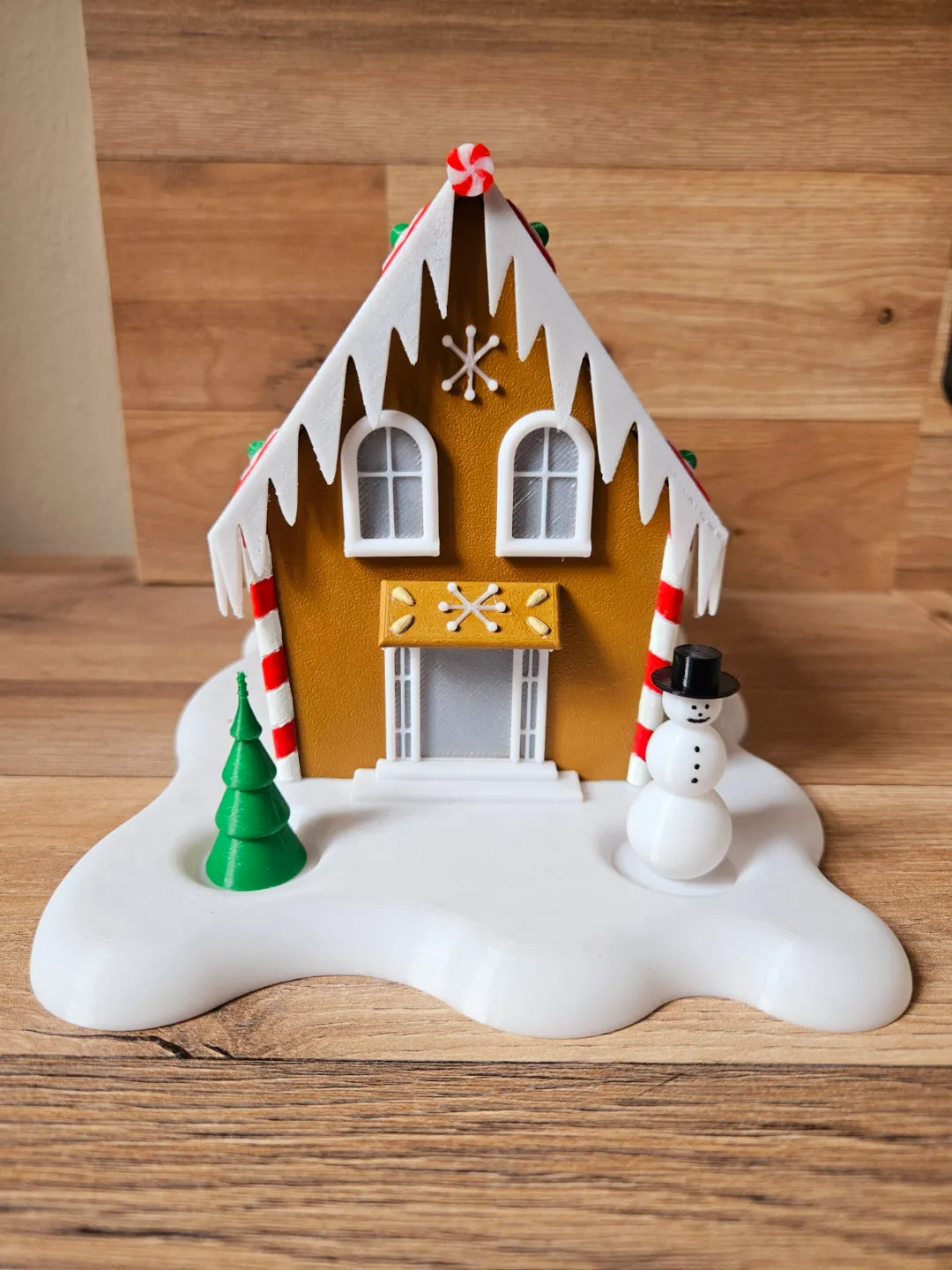 Lebkuchenhaus geeignet zum Beleuchten view 3