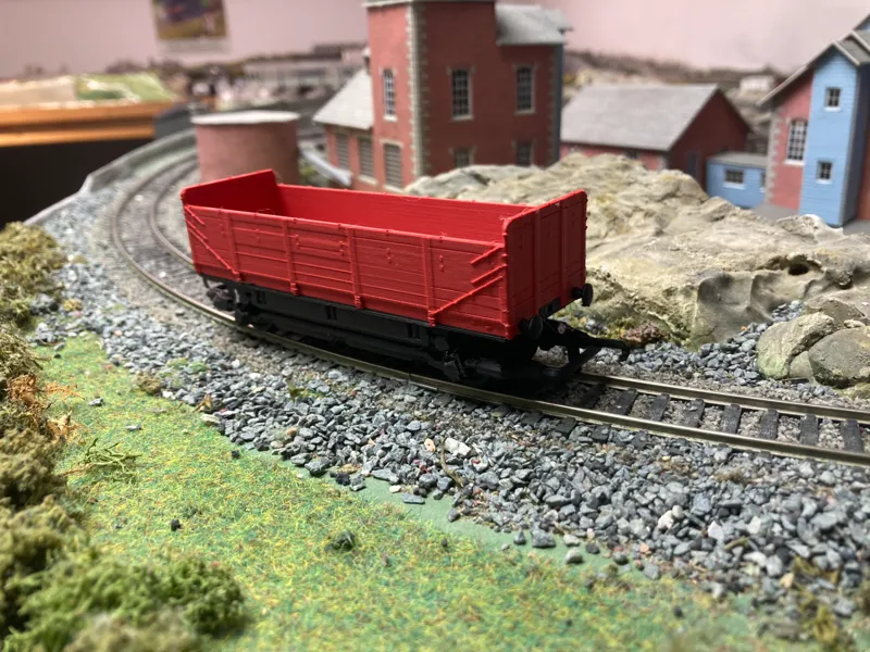 OO Gauge Model Railway - Long Plank Wagon 100mm