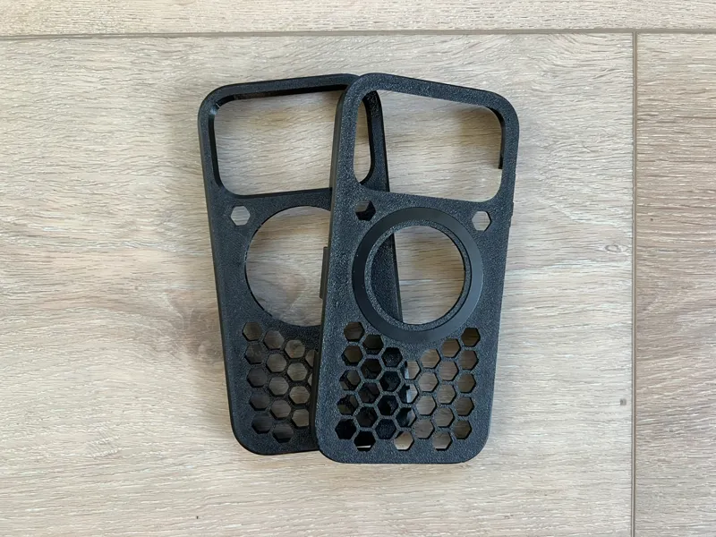 Hex Connect iPhone 17 Pro Ultralight Case
