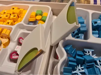 Pampero Board Game Tile & Card Holders with Spacer
