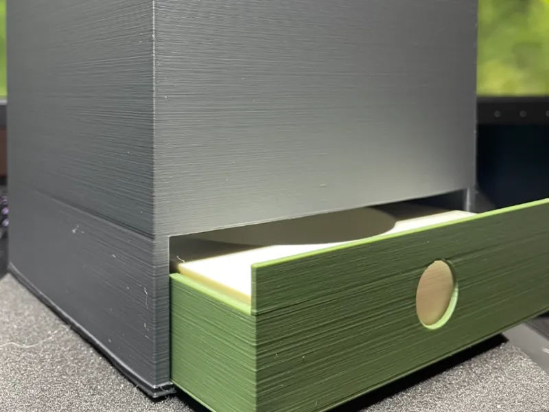 Nest for parrots, canaries, and other pet birds