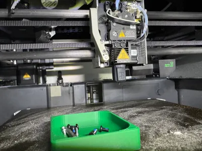 Screw Tray For Nozzle Changing