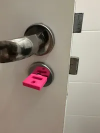 Clé d'urgence pour serrure de salle de bain — photo 4