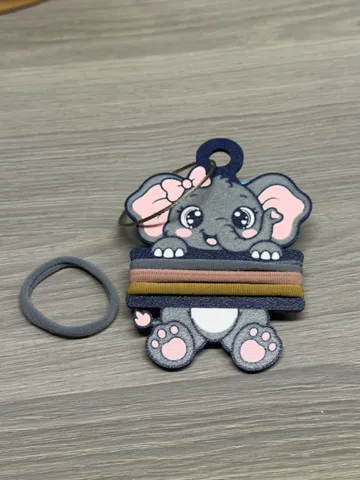Accesorio para sujetar ligas de cabello: Elephant Hair Tie Holder Keychain — vista de referencia 2