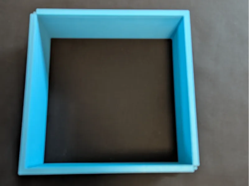 Extendible cake form