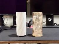 Complete lamp: Both styles of shade and base