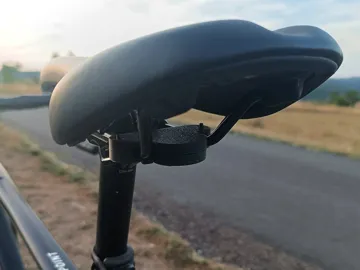Soporte: Bike Saddle AirTag Mount — vista de referencia 3