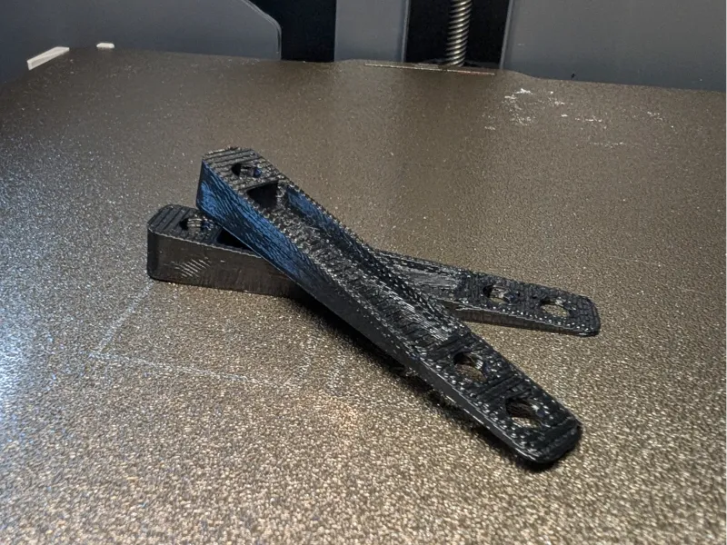 Skate 7 Degree Dewedge Riser for Paris Trucks v2