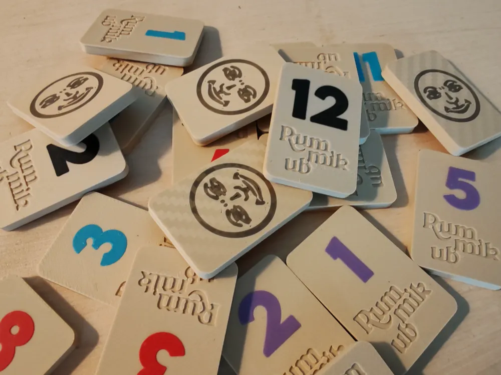 Modelo para impresión 3D: Tuiles pour Rummikub. Referencia del modelo original.