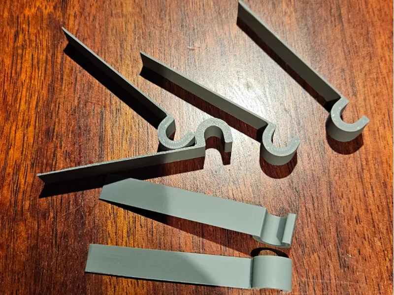Cable Holder for tight ceiling gap