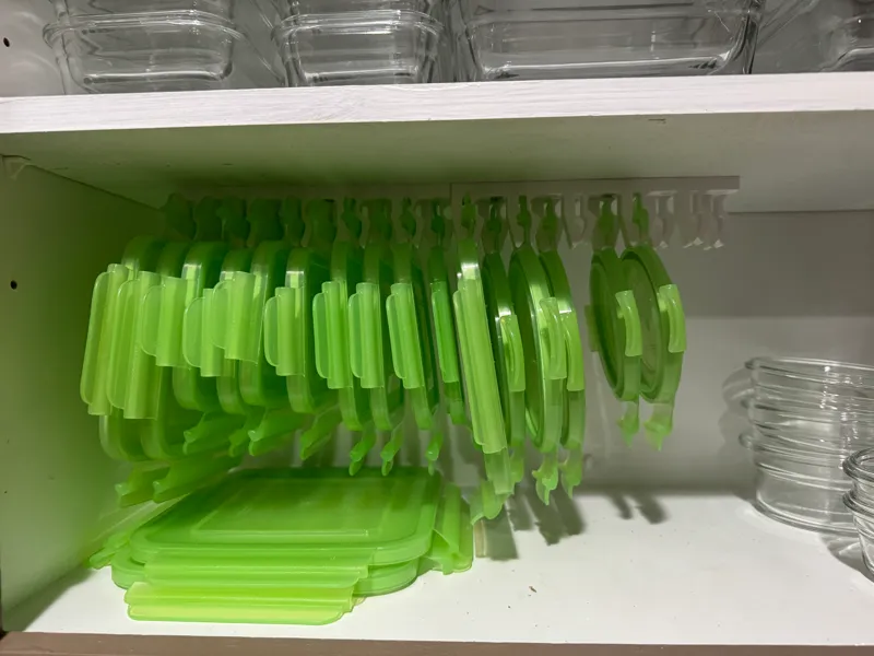 Glasslock Tupperware Lid Organizer