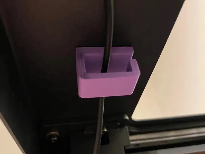Magnetic cable holder for 20x6x2 magnet 