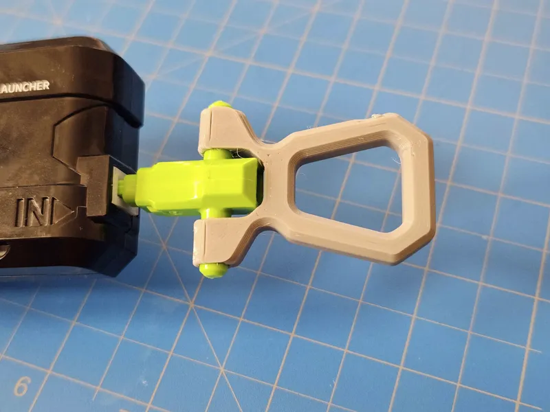 BEYBLADE Pull Grip (TPU and PLA versions)