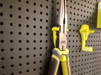 Ryobi Pliers Holder - Peg Board (12mm)