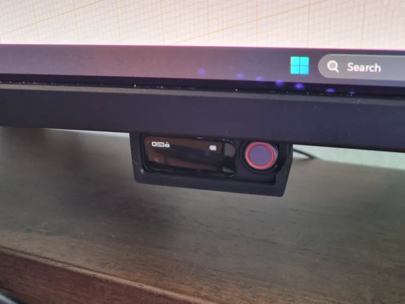 DJI Mic 3 Receiver Under Monitor Mount