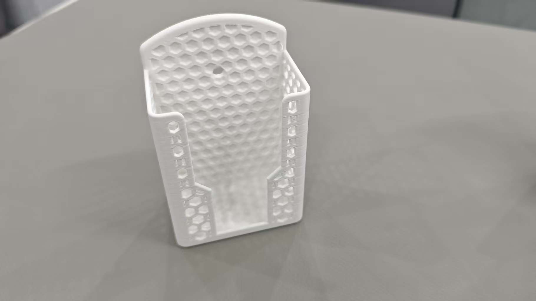 Miniatura 2 do modelo 3D 镂空空调遥控挂架