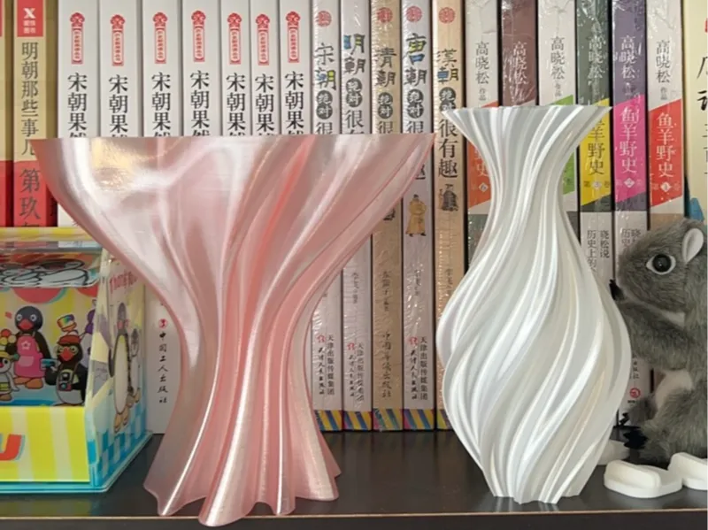 八角旋转花瓶