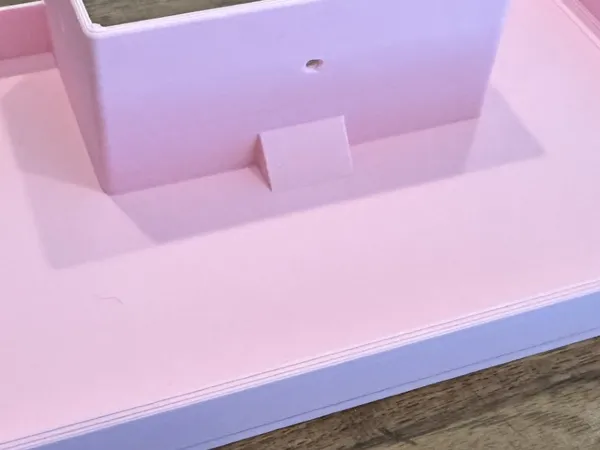 Petite étagère pour poteau carré