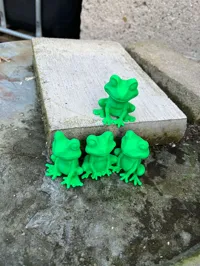 Grenouilles mignonnes assises — photo 2