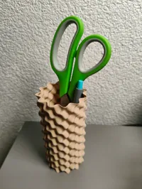 Pot à crayons vague sinusoïdale (mode vase) — photo 1